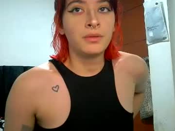 bella_thorne1999