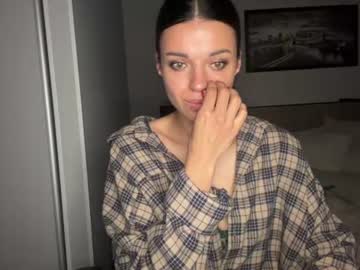 scarlet_daisy_