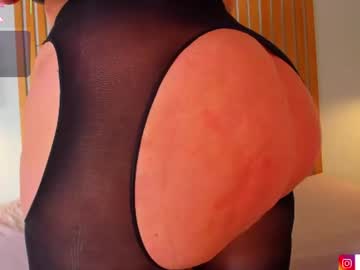 scarlett_grey_1