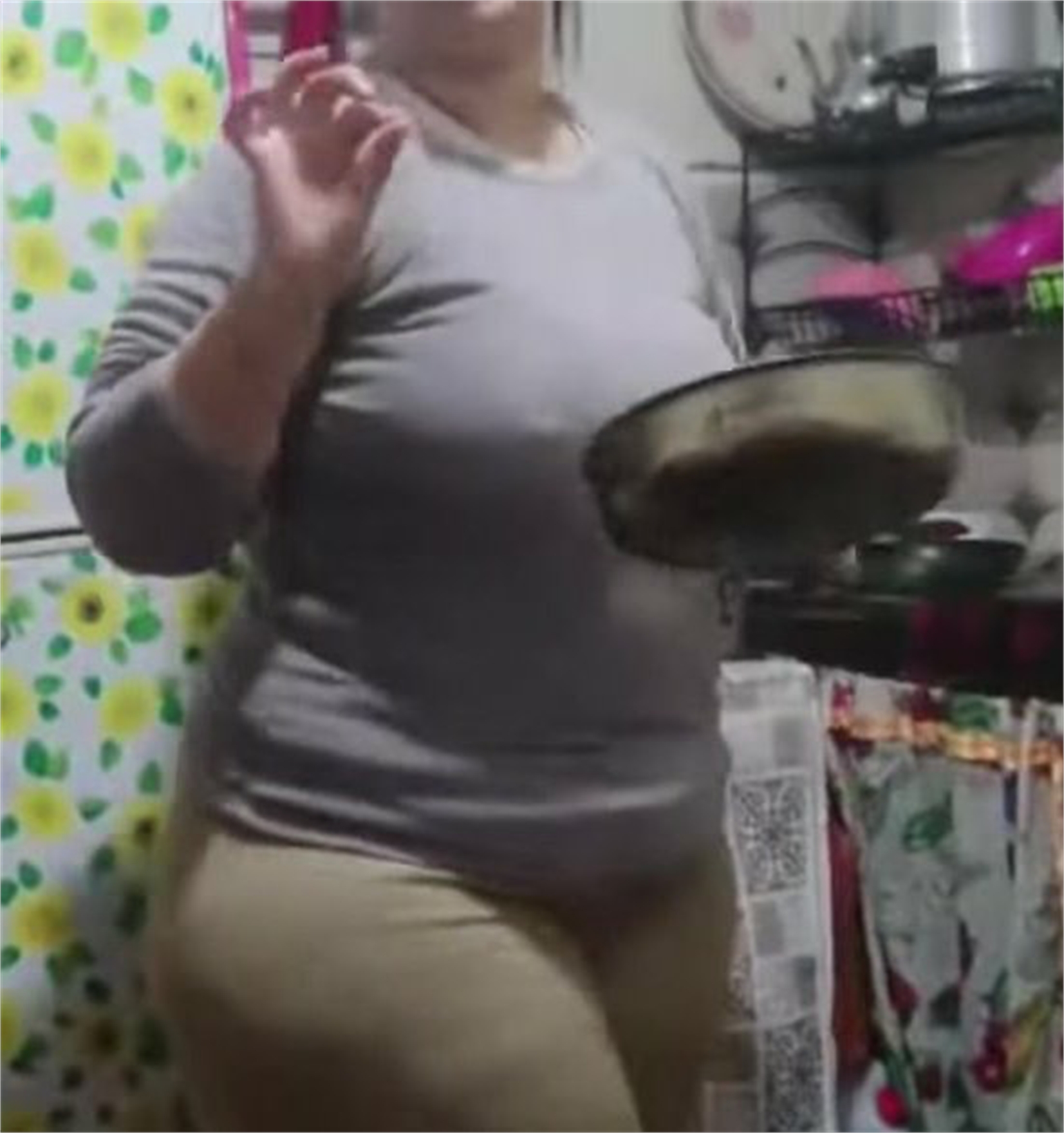 Spay on my big ass mom — 18