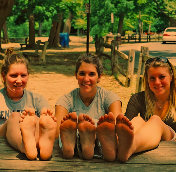 Group Feet — 14
