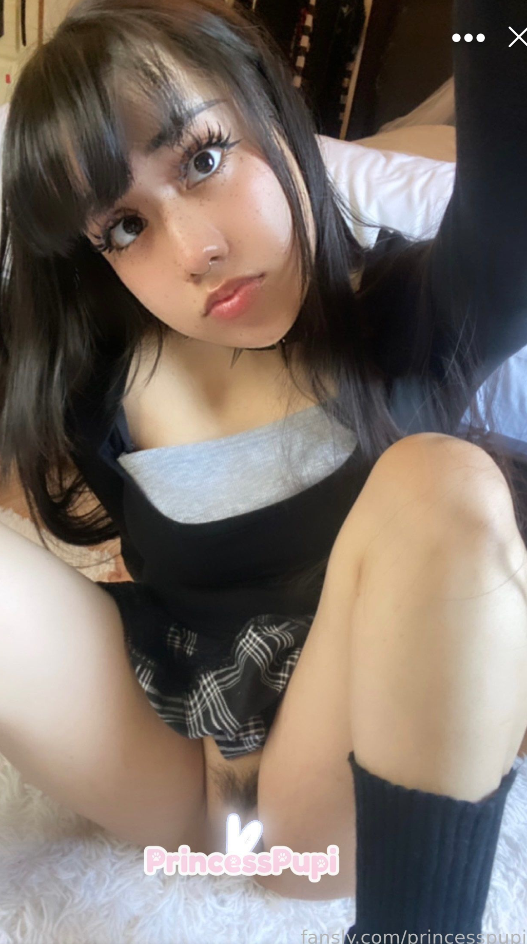Goth Latina — 26